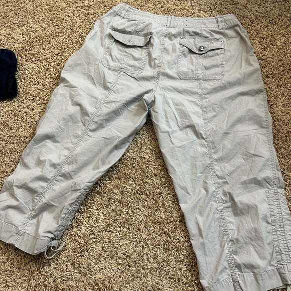 INC Capris - Picture 5 of 7